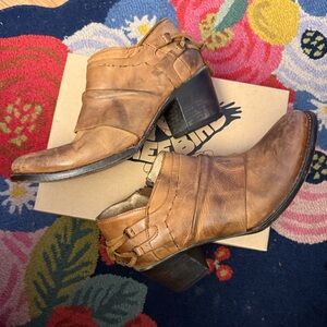Freebird Sandi Ankle Boots